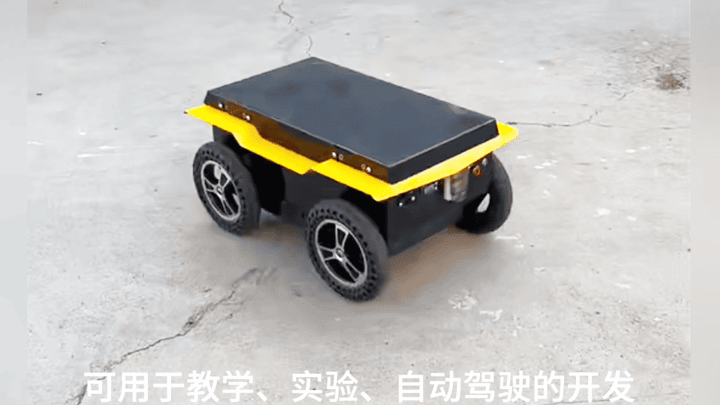 迷你四驱机器人底盘发货前进行前进后退和原地旋转功能测试